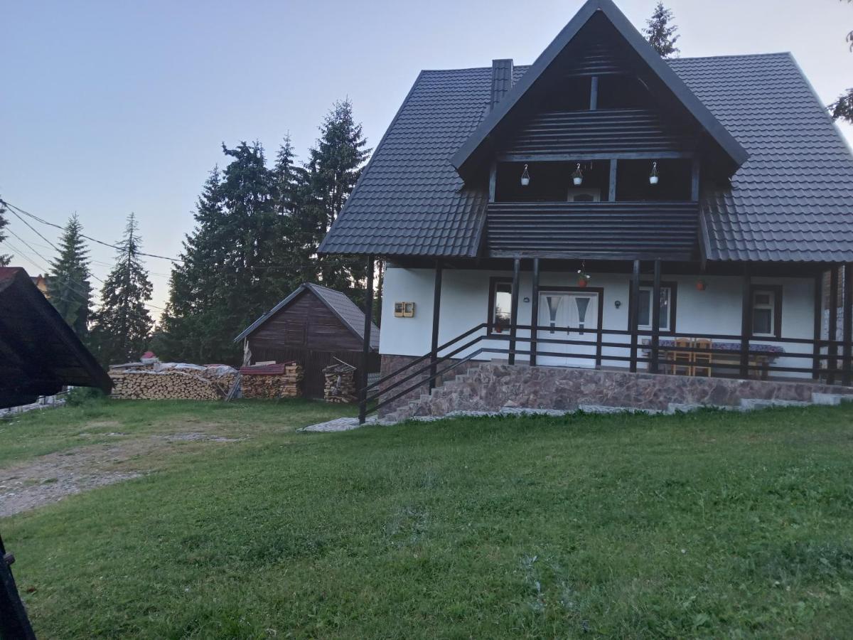 Casa De Vacanta Vártop Kültér fotó